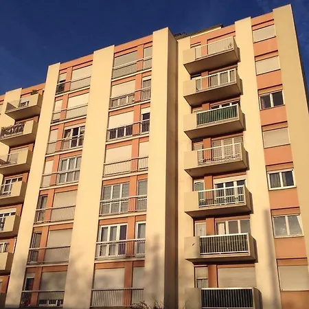 Et Studio De La Division Daire Le Bourget
